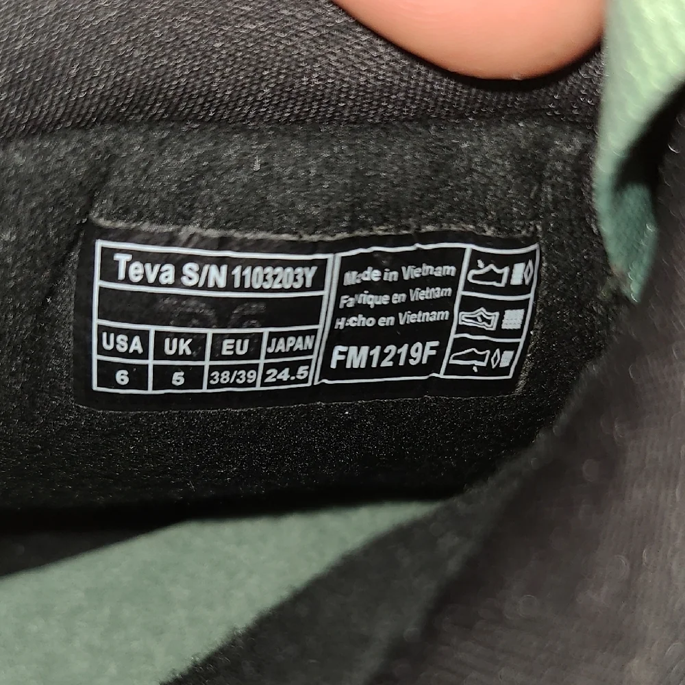 Teva Black Quilted Big Kids Sneakers